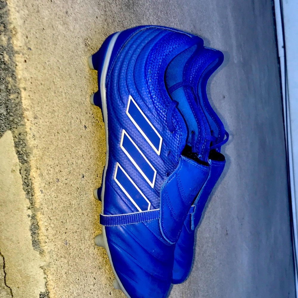 Adidas cops 20.2 blue and silver colorway men!